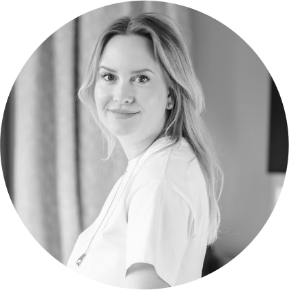Анна Фурса
